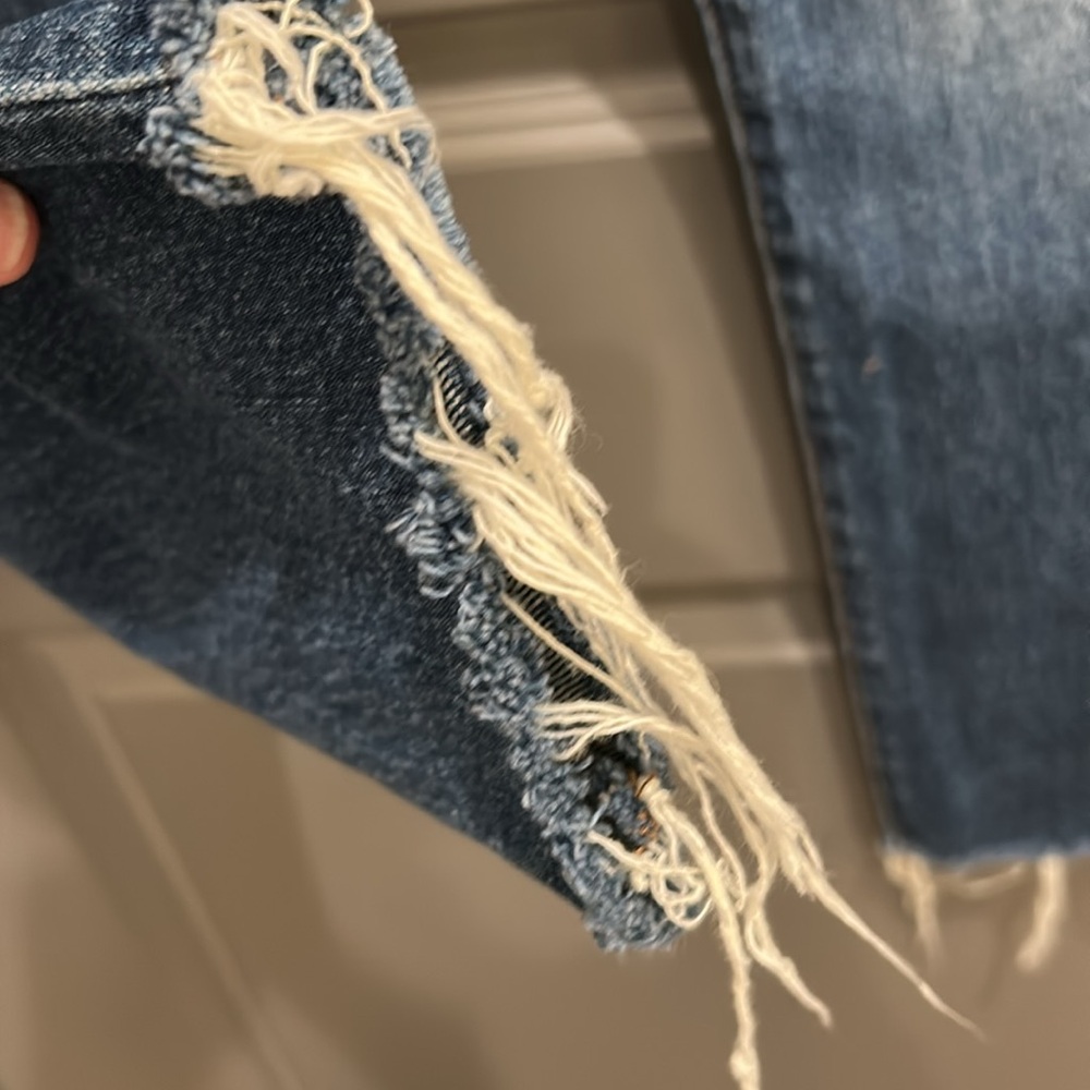 Joe’s frayed hem jeans - Picture 4 of 6